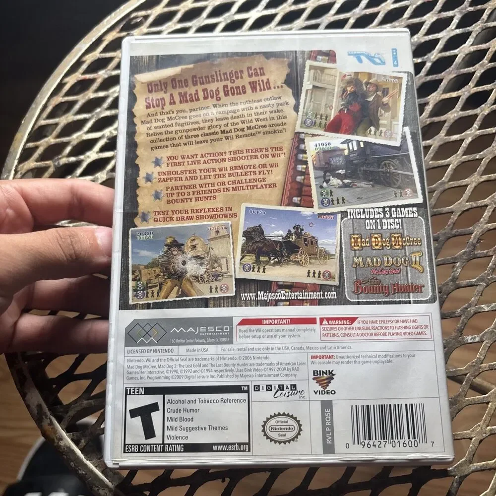 Mad Dog McCree: Gunslinger Pack (Nintendo Wii, 2009) With Manual, Works Great